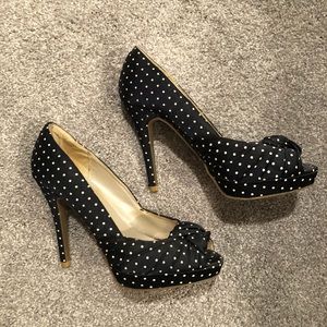 Navy polka dot heels